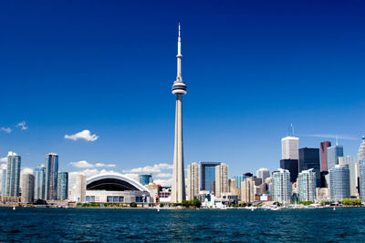 Click to enlarge toronto-skyline.jpg